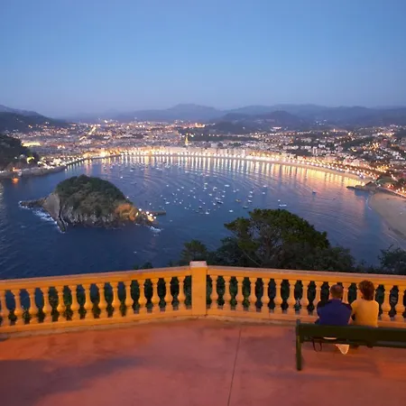 Amara Pio Xii Parking 15e Night Wifi Terrace San Sebastián