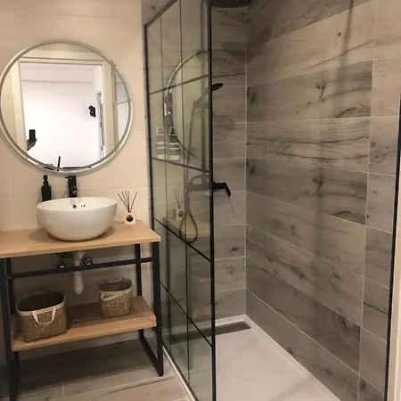 Apartmán Amara Pio Xii Parking 20e Night Wifi Terrace